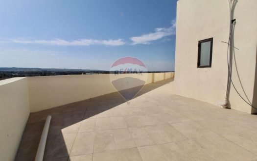 Mqabba | 2 Bedroom Penthouse + Air space with views!