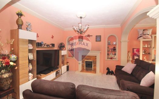 Zurrieq | 3 Bedroom Apartment + Air space | €402,000